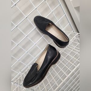 Elegant Black Leather Loafers for Women